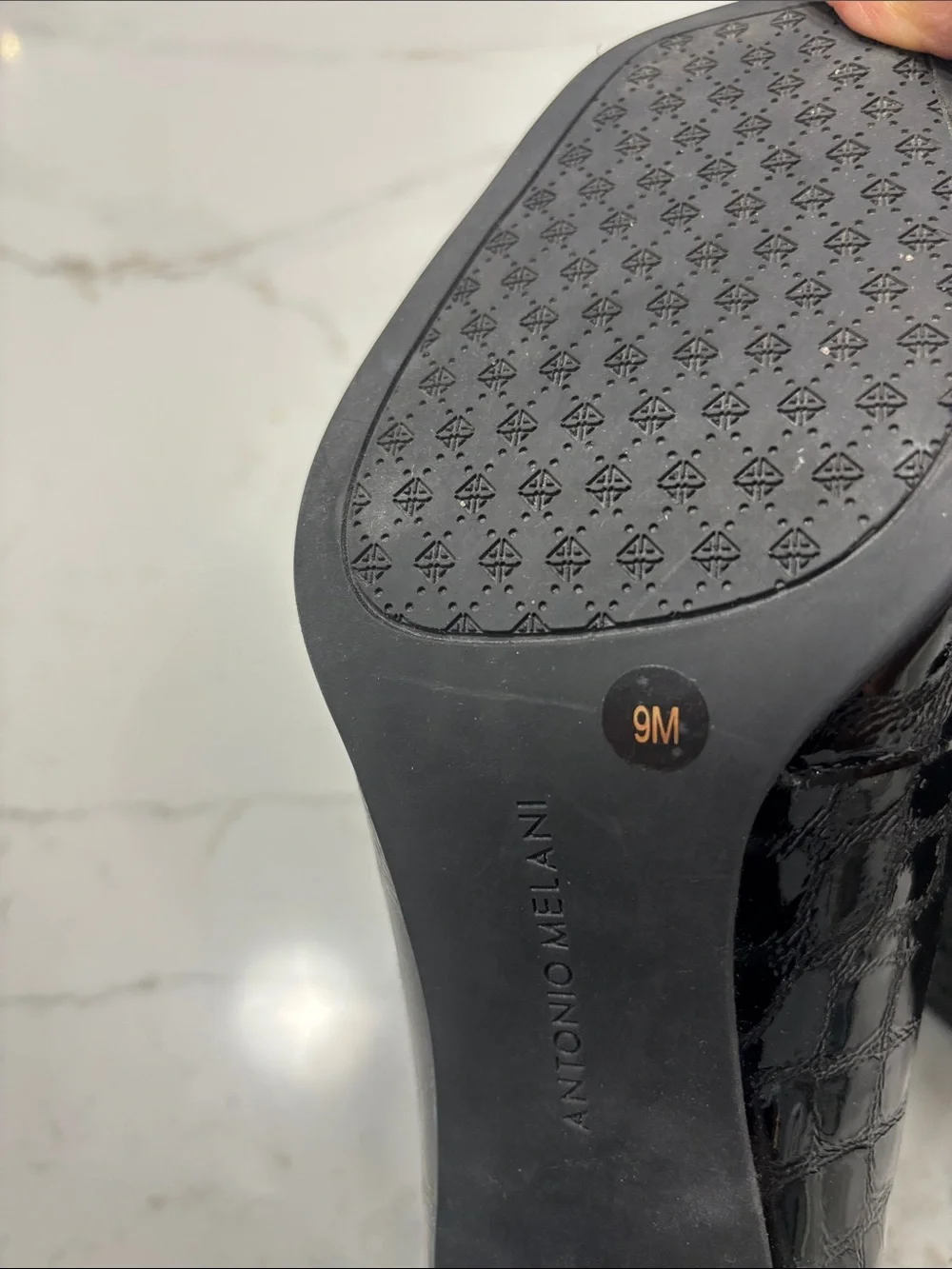 ANTONIO MELANI sleek patent